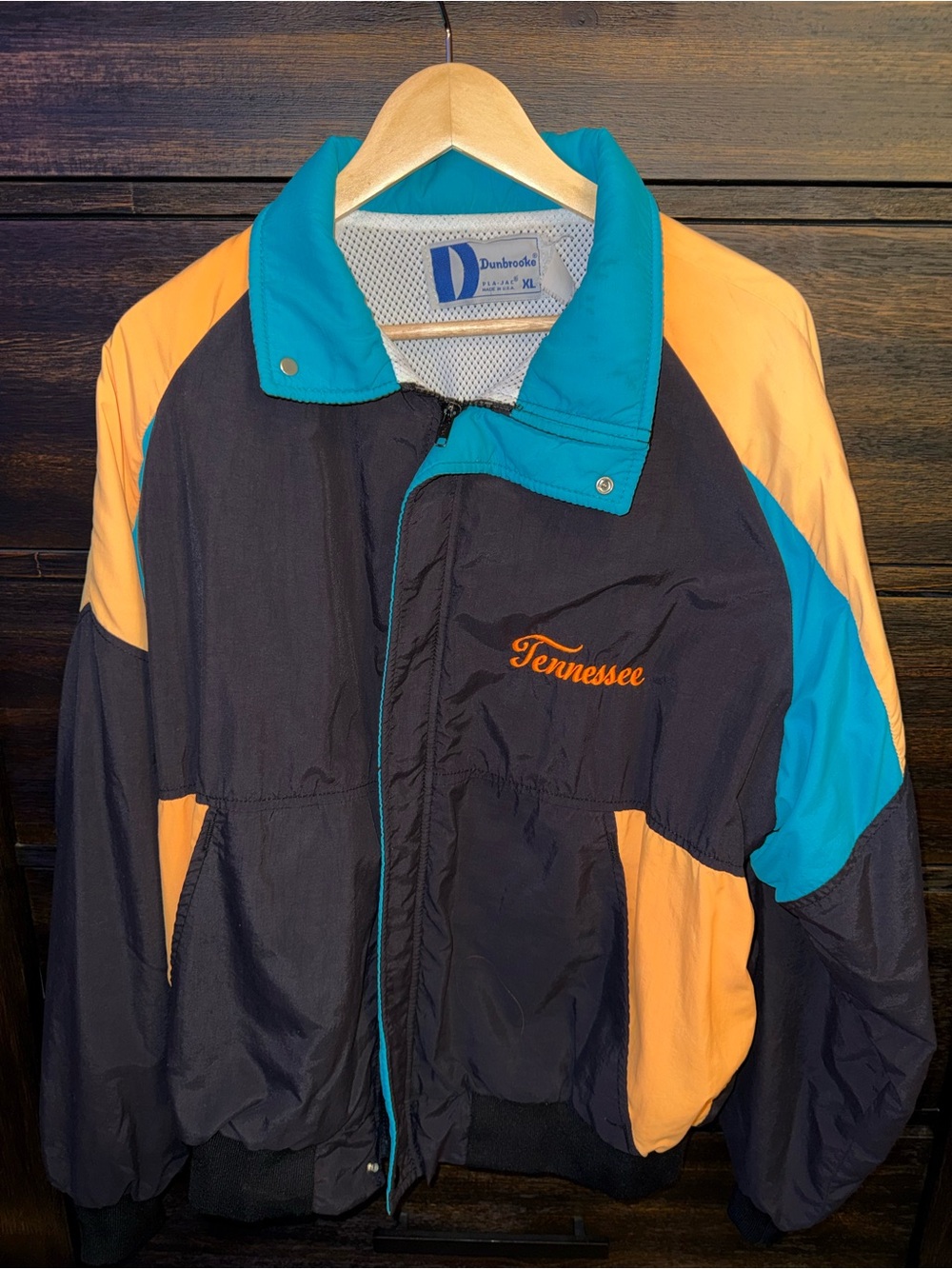 Vintage Dunbrooke Tennessee Windbreaker Jacket